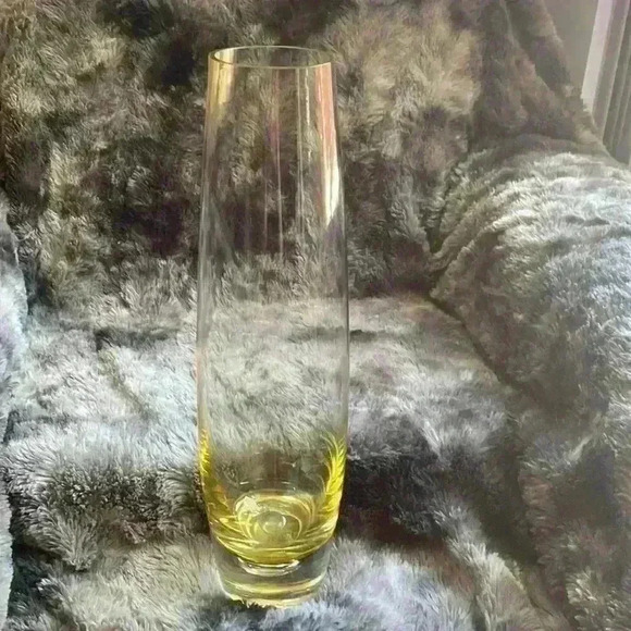 Beautiful Tall Yellow color Glass  Vase - Picture 10 of 16